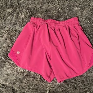 Lululemon Hotty Hot shorts
